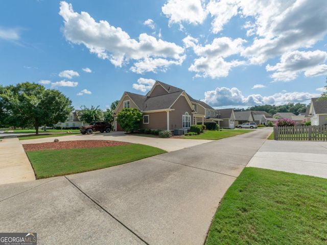 5 Grove Park Circle, Cartersville, GA 30120