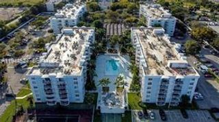 488 NW 165th St Rd B-408, Miami, FL 33169