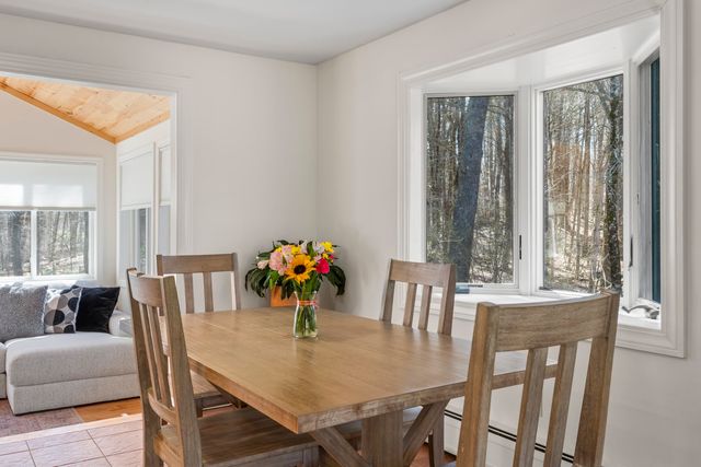 14 Ambler Way, Durham, NH 03824