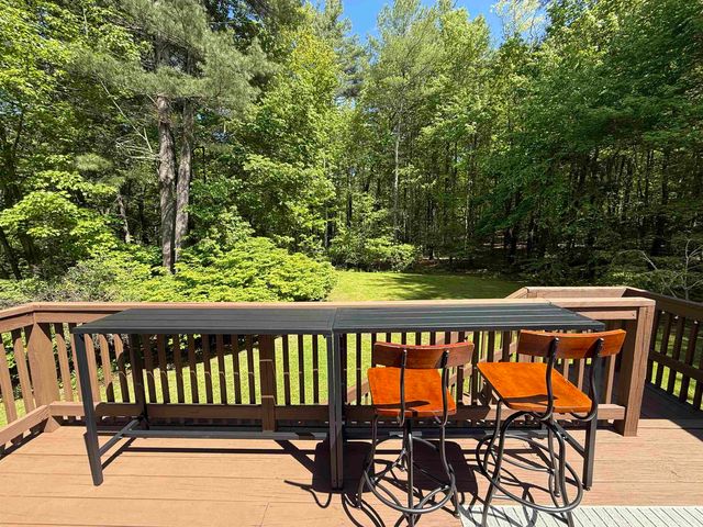 14 Ambler Way, Durham, NH 03824