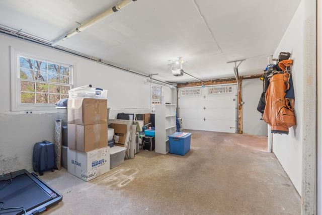 14 Ambler Way, Durham, NH 03824