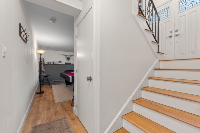 14 Ambler Way, Durham, NH 03824