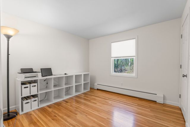 14 Ambler Way, Durham, NH 03824
