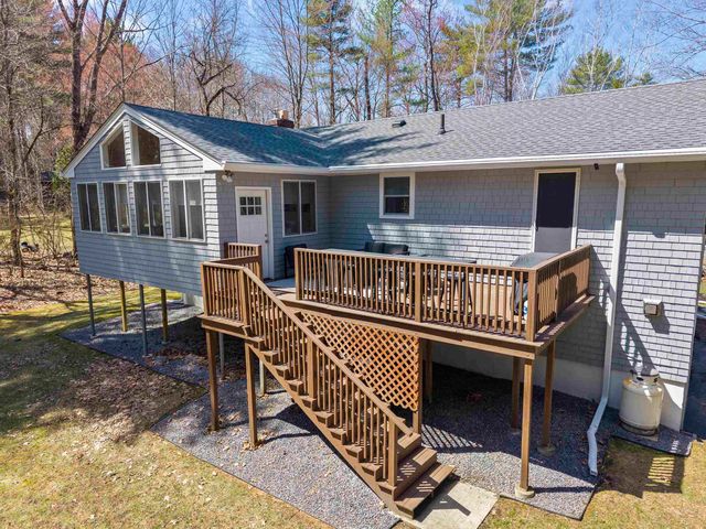 14 Ambler Way, Durham, NH 03824