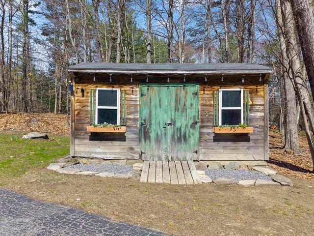 14 Ambler Way, Durham, NH 03824