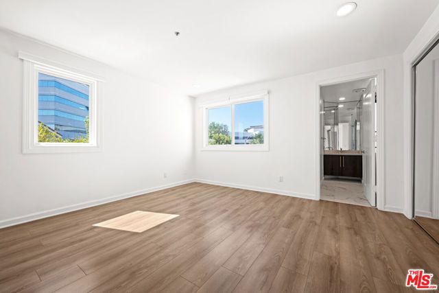 112 N Elm Drive, Beverly Hills, CA 90210