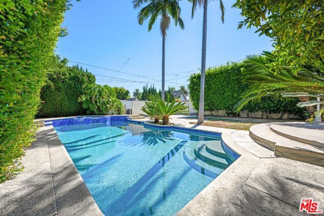 112 N Elm Drive, Beverly Hills, CA 90210