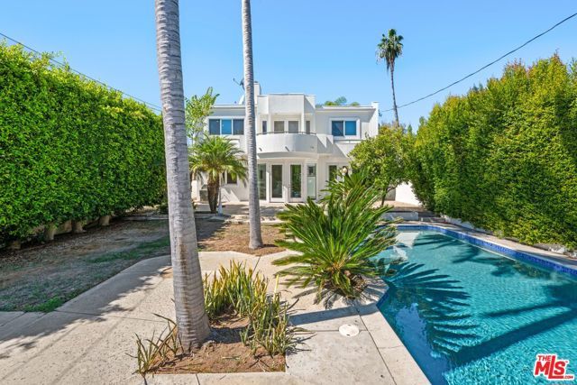112 N Elm Drive, Beverly Hills, CA 90210