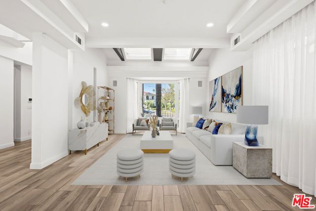 112 N Elm Drive, Beverly Hills, CA 90210