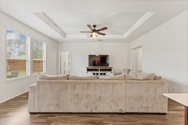 4343 Roaring Timber Drive, Conroe, TX 77304