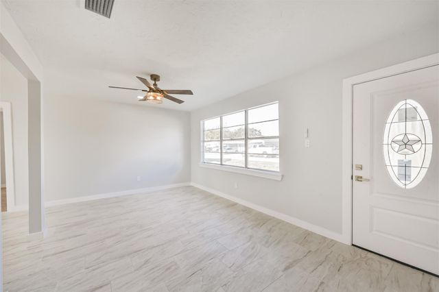 3305 Stallings Drive, Houston, TX 77088