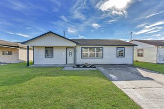 3305 Stallings Drive, Houston, TX 77088