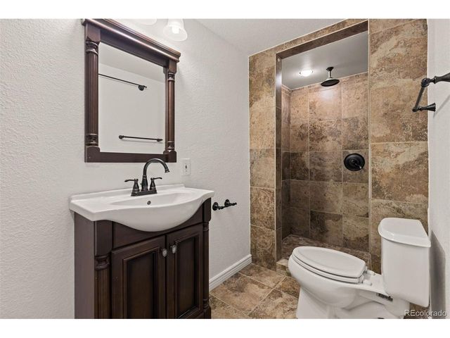 8077 Decatur St, Westminster, CO 80031