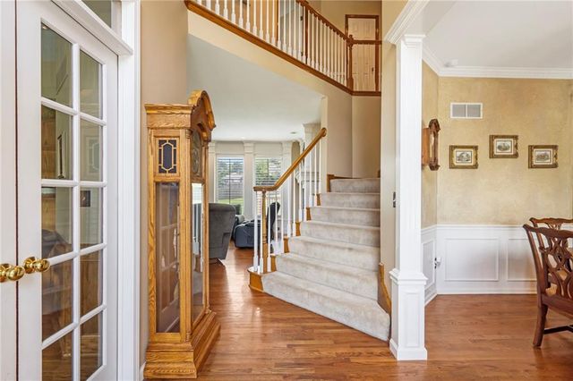 2403 SE 5th Terrace, Lee's Summit, MO 64063