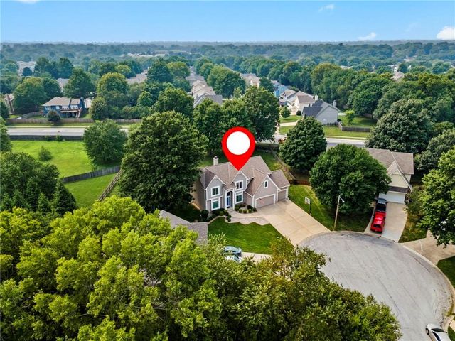 2403 SE 5th Terrace, Lee's Summit, MO 64063