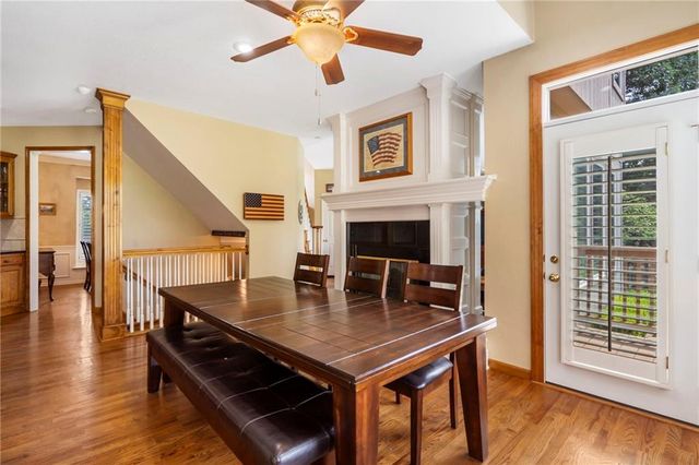 2403 SE 5th Terrace, Lee's Summit, MO 64063