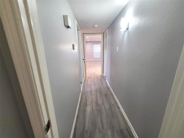 14333 Memorial Drive 16, Houston, TX 77079