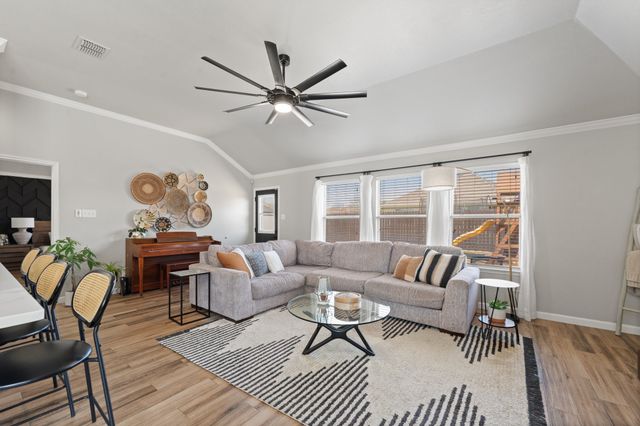 1144 Hearthstone Drive, Burleson, TX 76028