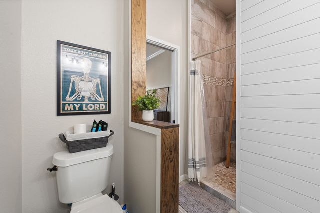 1144 Hearthstone Drive, Burleson, TX 76028