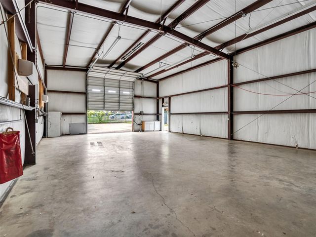 301 Murray Street, Conroe, TX 77301