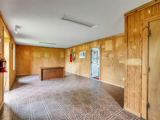 301 Murray Street, Conroe, TX 77301