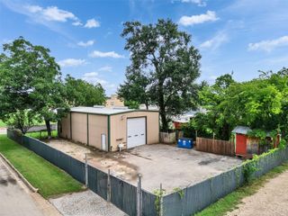 301 Murray Street, Conroe, TX 77301