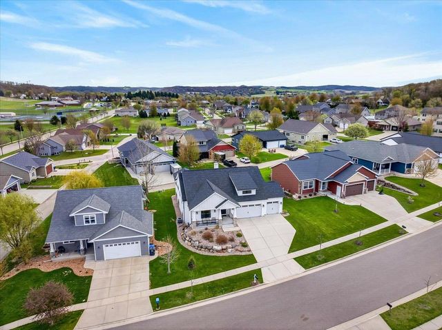 107 Cobblestone Drive, Lodi, WI 53555