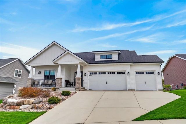 107 Cobblestone Drive, Lodi, WI 53555