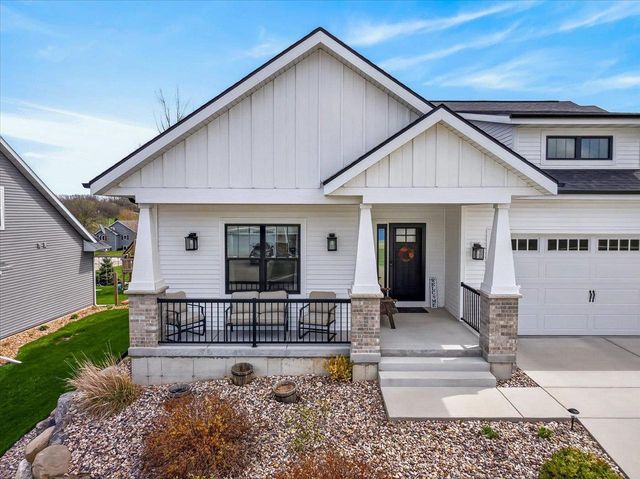 107 Cobblestone Drive, Lodi, WI 53555