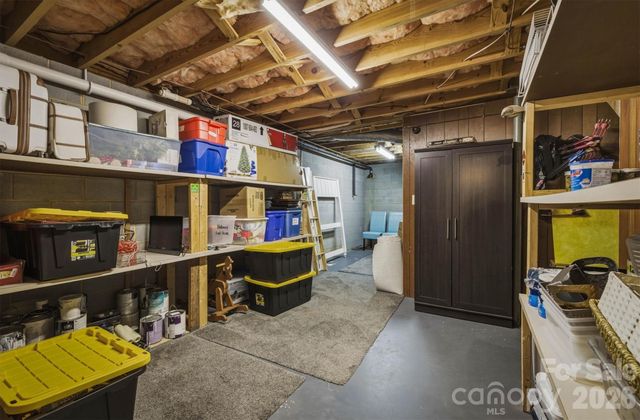 900 Magnolia Avenue NE, Valdese, NC 28690