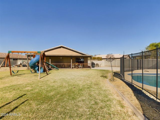 8735 W ROYAL PALM Road, Peoria, AZ 85345