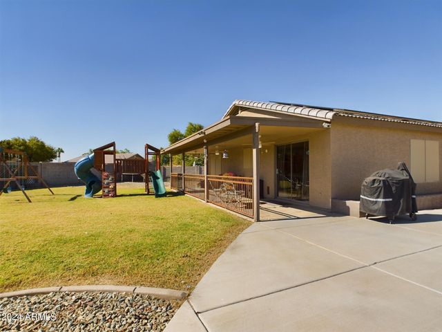 8735 W ROYAL PALM Road, Peoria, AZ 85345