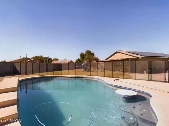 8735 W ROYAL PALM Road, Peoria, AZ 85345