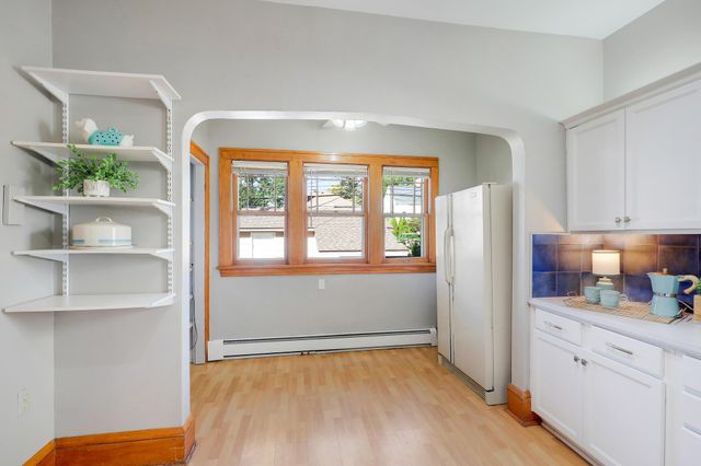 1609 Oliver Avenue N, Minneapolis, MN 55411