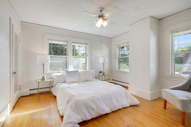1609 Oliver Avenue N, Minneapolis, MN 55411