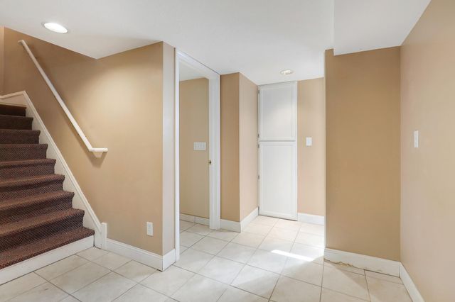 1609 Oliver Avenue N, Minneapolis, MN 55411