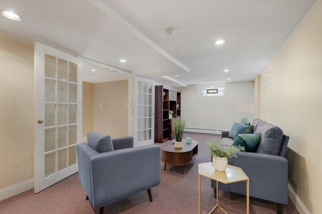 1609 Oliver Avenue N, Minneapolis, MN 55411