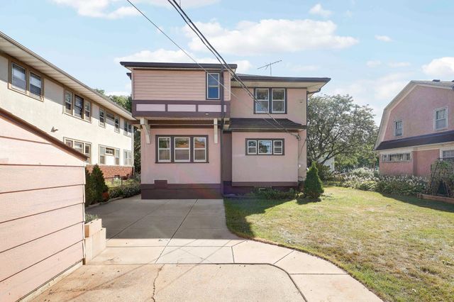 1609 Oliver Avenue N, Minneapolis, MN 55411