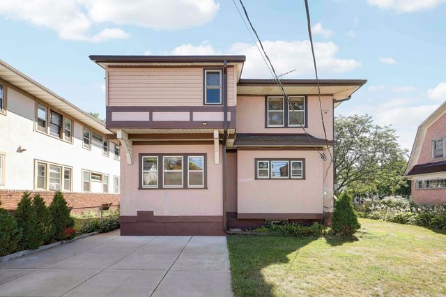 1609 Oliver Avenue N, Minneapolis, MN 55411