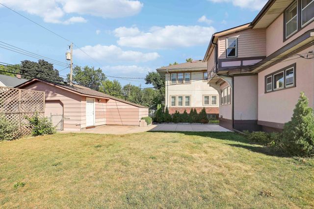 1609 Oliver Avenue N, Minneapolis, MN 55411