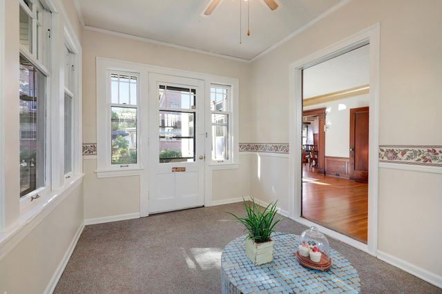 1609 Oliver Avenue N, Minneapolis, MN 55411