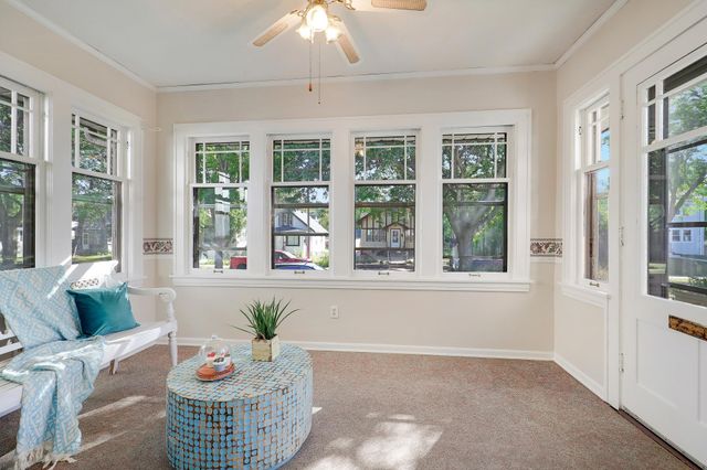 1609 Oliver Avenue N, Minneapolis, MN 55411