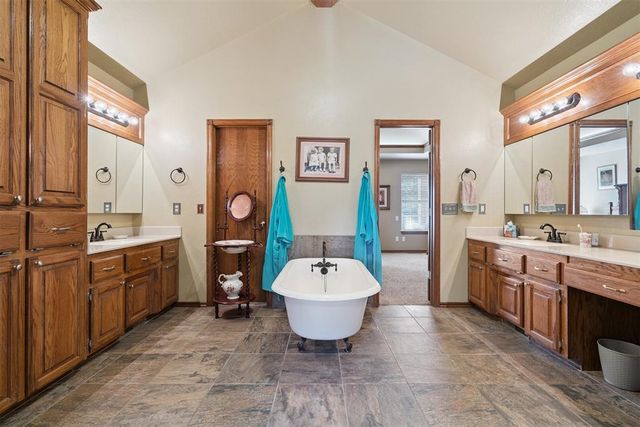 5 Loblolly Lane, Tuttle, OK 73089