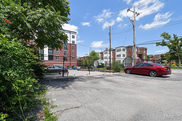 5528 Waterman Boulevard 1N, St Louis, MO 63112