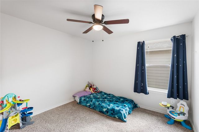 1273 Carnaby St, Corpus Christi, TX 78415