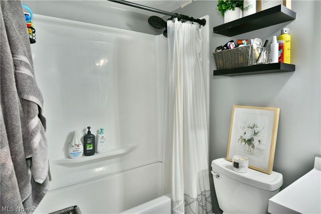 3040 N River Road NE H20, Warren, OH 44483