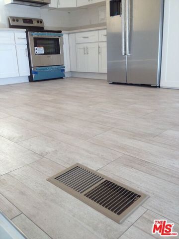 18203 COASTLINE Drive 1, Malibu, CA 90265