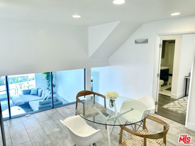 18203 COASTLINE Drive 1, Malibu, CA 90265