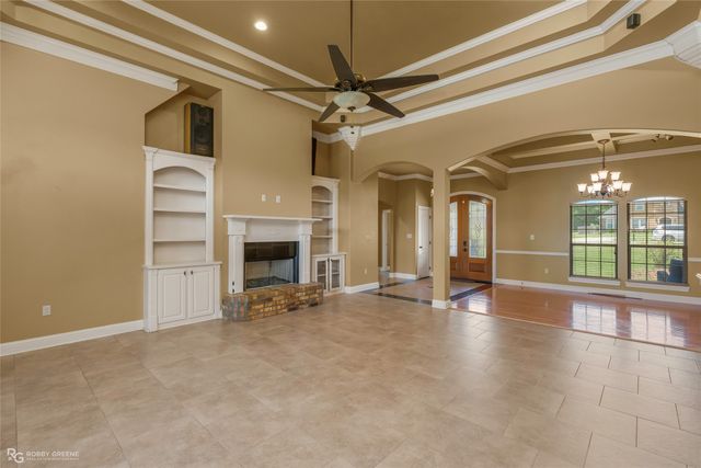 5605 Winder Circle E, Shreveport, LA 71129
