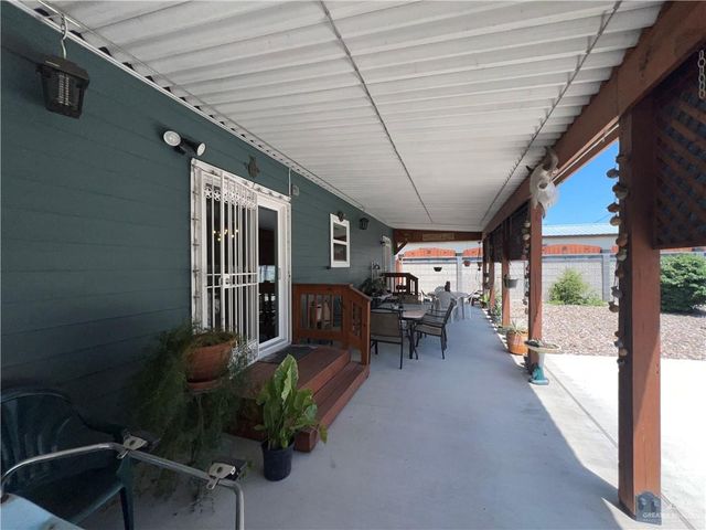 105 Lampshire Lane, Mission, TX 78572